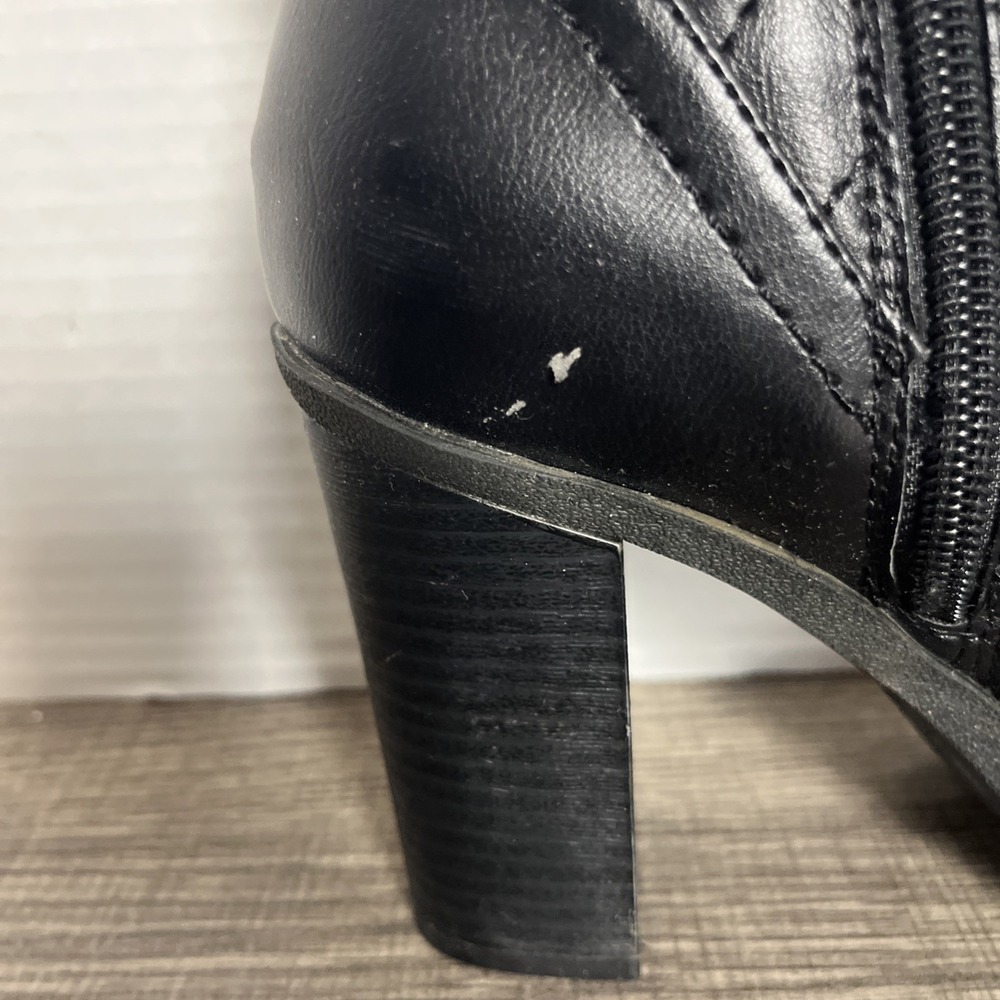 G by Guess Combat Boots 6.5 Black Lace up Zip Biker Heel Ankle Bootie Whimsigoth - Picture 8 of 11